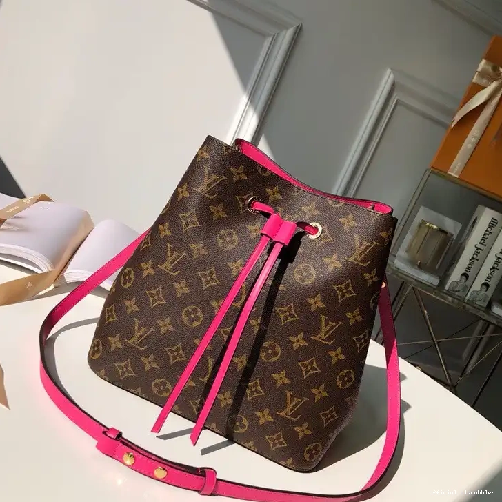 Official oldcobbler VUITTON LOUIS NÉONOÉ 0525